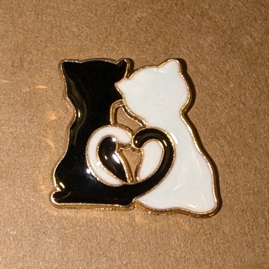 Loving Kitten Couple Black & White Enamel Pin #222